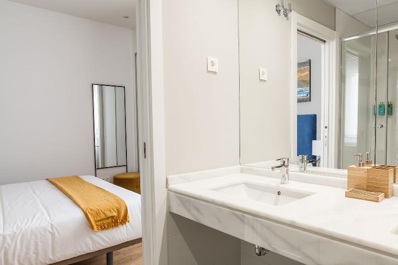 Canaan Boutique Apartments Madrid Exterior photo